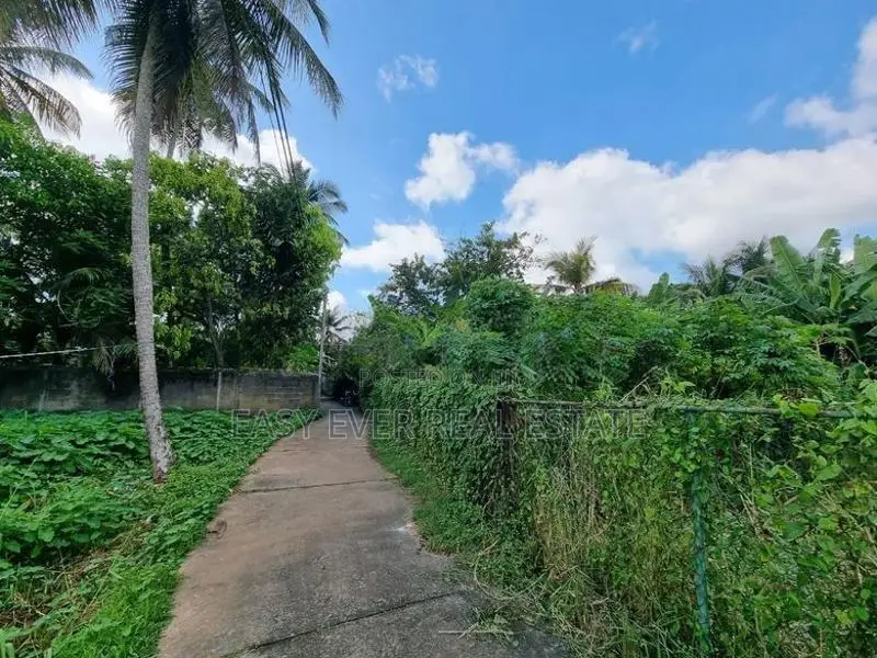 Land for Sale in Ja Ela