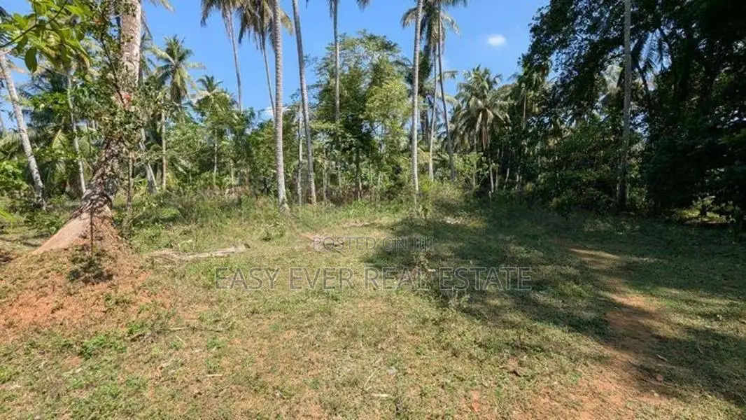 Land for Sale in Kadawatha