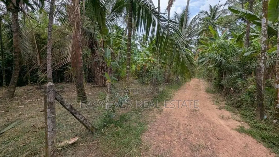 Land for Sale in Urapola