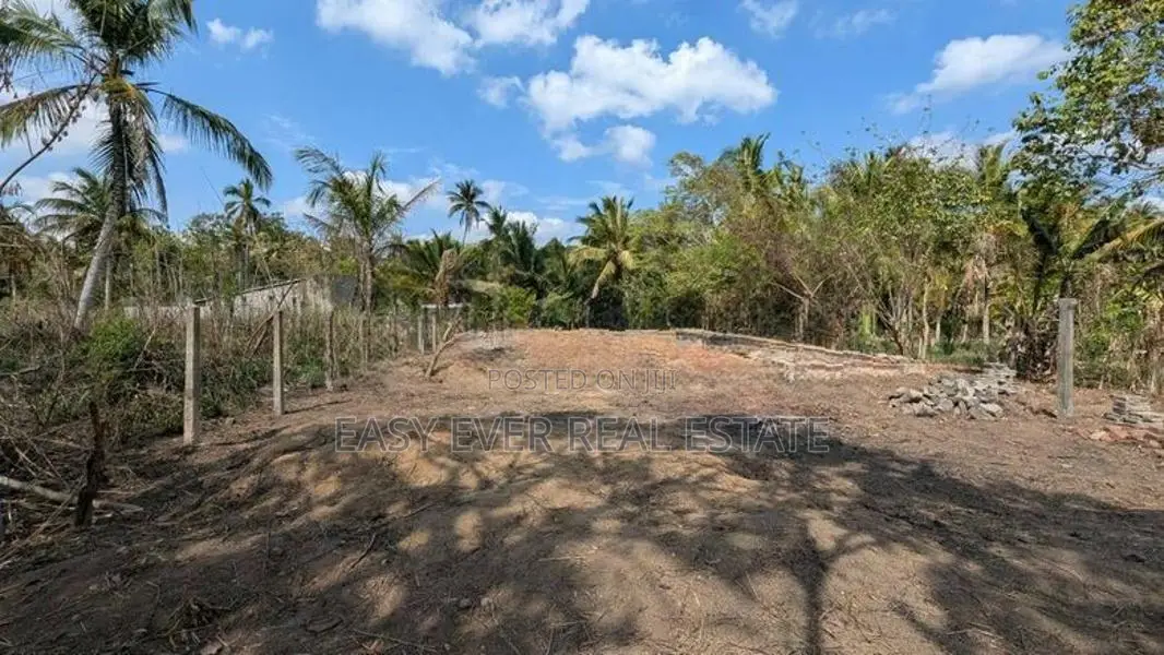 Land for Sale in Giriulla
