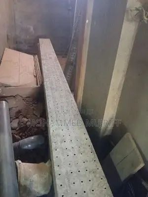 Adjustable Jacks with Scaffolding Planks