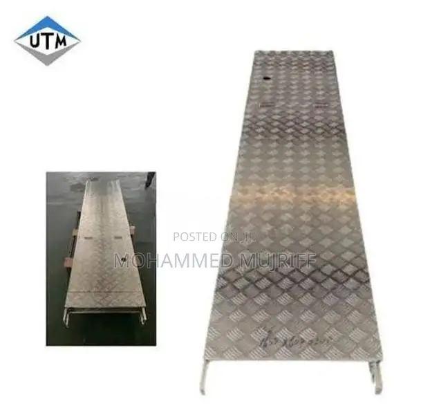 Adjustable Jacks with Scaffolding Planks