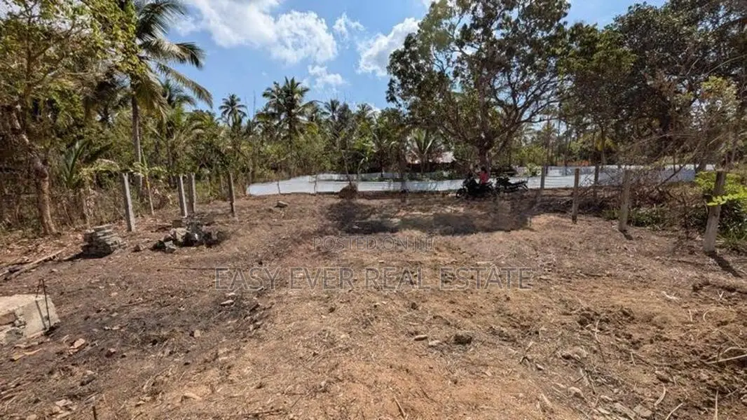 Land for Sale in Giriulla