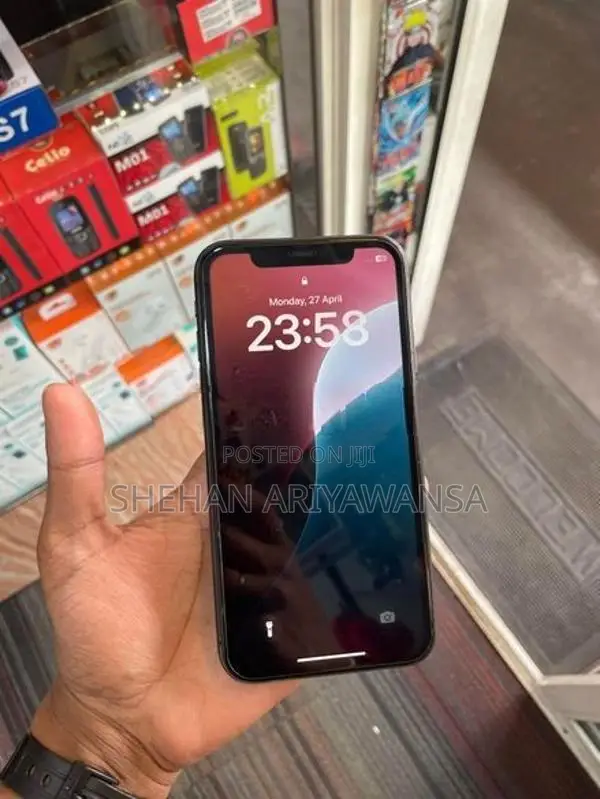 Apple iPhone 11 (Used)
