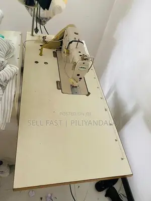Juki DDL 8500 machne