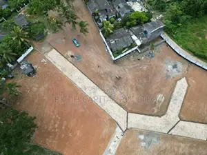 Bandaragama - Uyanwatta Lake Facing Beautiful Land Plots Sale