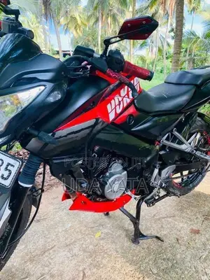Bajaj Pulsar NS160 2017