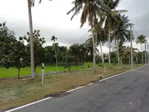 ලැබීම නව පරිපාල නගරයෙන් අගනා බිම් කොටස්