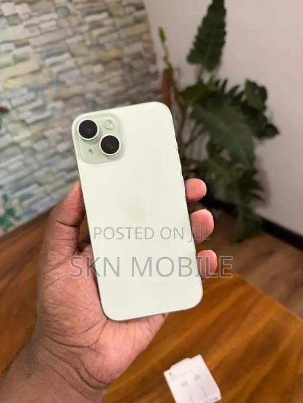 Apple iPhone 15 128GB (Used)
