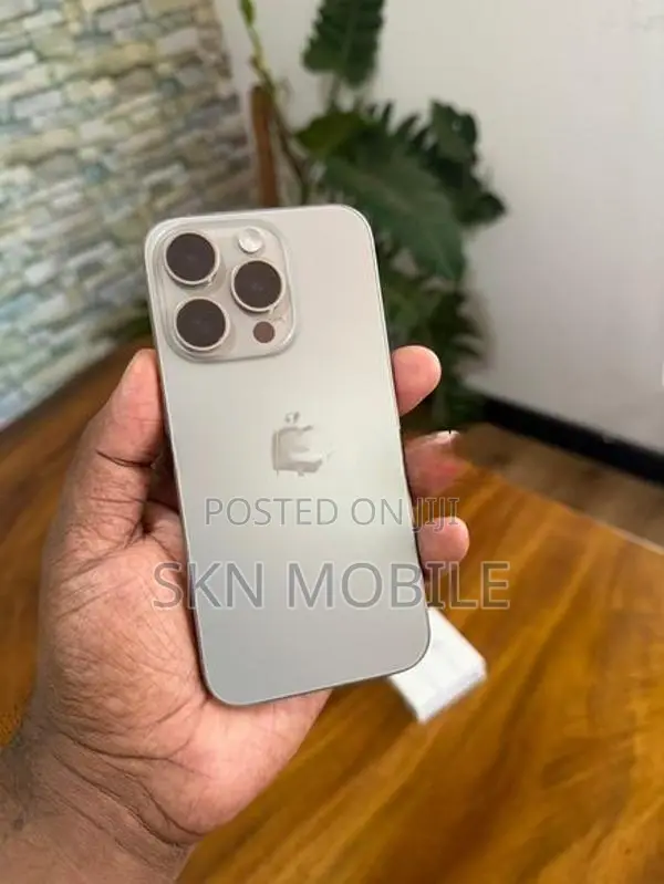Apple iPhone 15 Pro 128GB (Used)