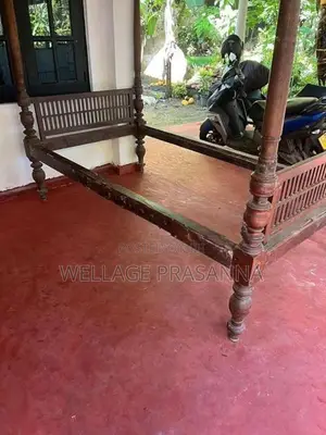 පබලියන් ඇද.