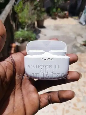 JBL Tune Buds