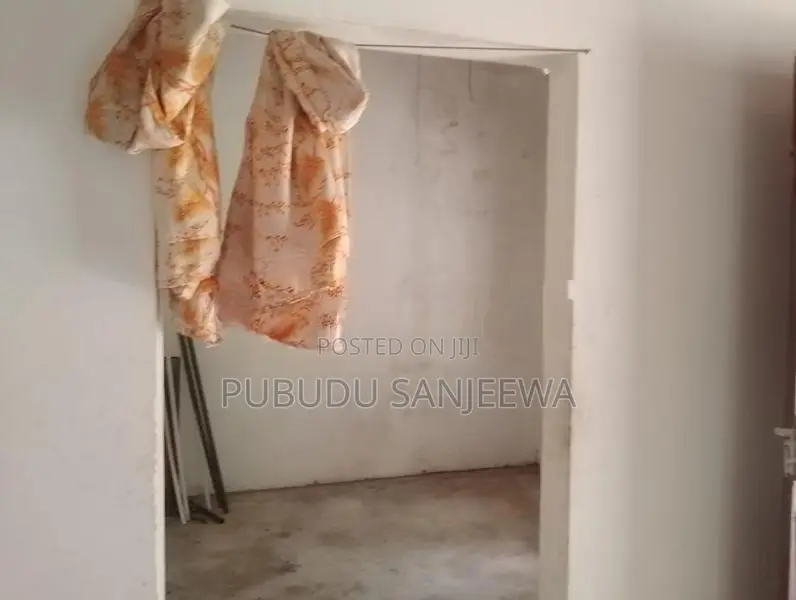 House with Land for Sale in Gampaha