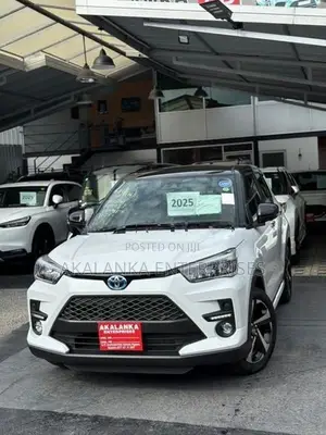 Toyota Raize Z GRADE HYBRID BSM 2025