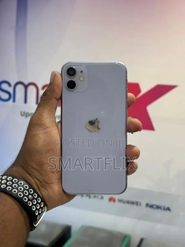 Apple iPhone 11 (Used)