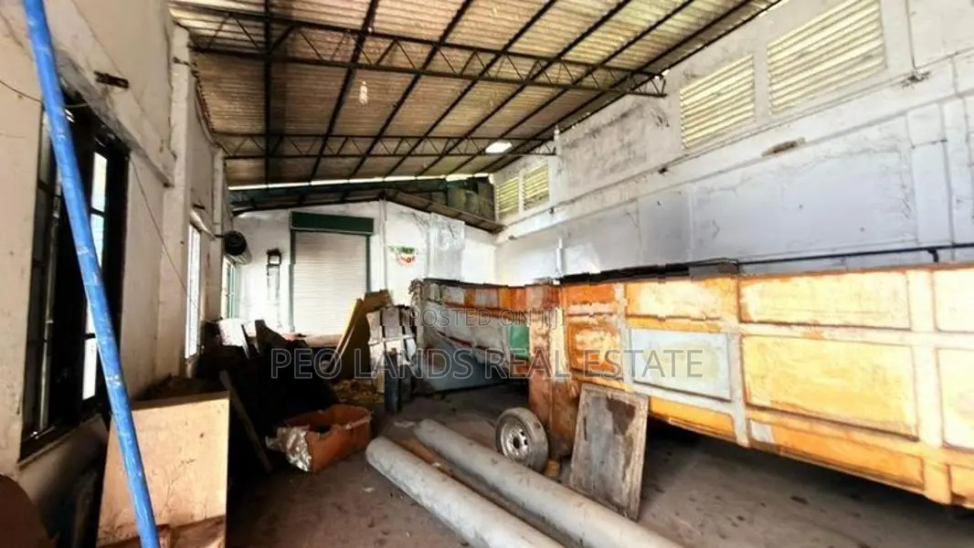 (DC973) Factory with 289.5 Perch Land for Sale in Elakanda