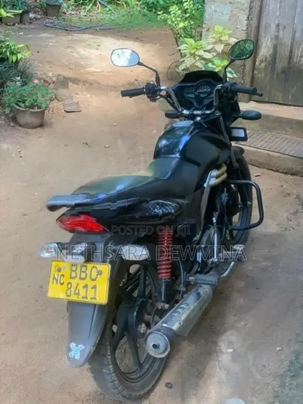 Mahindra Centuro 2014