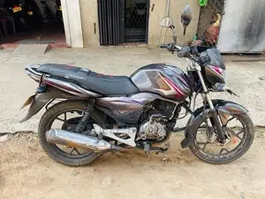 Bajaj Discover 2015