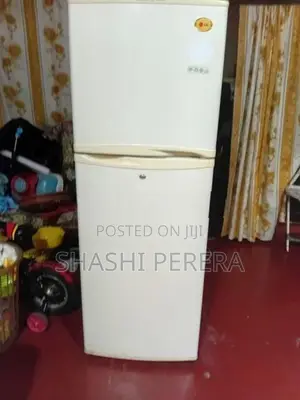 LG 219L Refrigerator