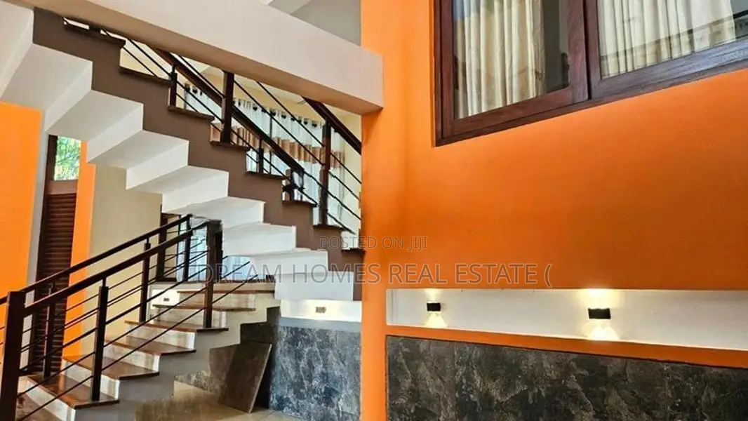 Luxury Split-Level Home for Sale – Malabe Prime Address
