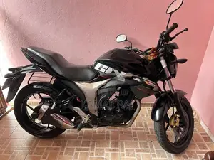 Suzuki Gixxer 2016