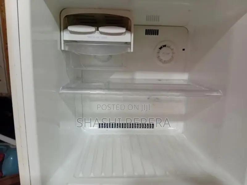 LG 219L Refrigerator