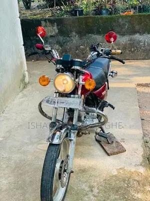 Suzuki GN 125 2002