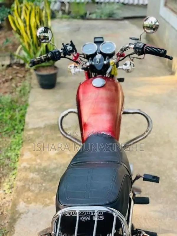 Suzuki GN 125 2002