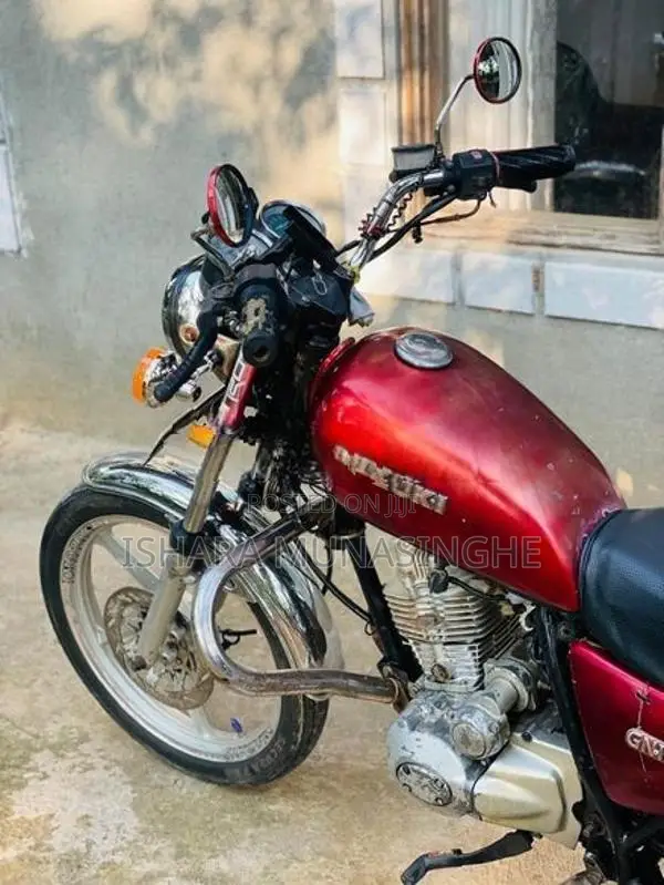 Suzuki GN 125 2002