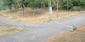 මාතර කැකනදුර පාරෙන් නේවාසික භාවිතයට ඉඩම්