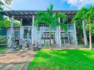 Bolgoda Lake Face House for Sale in Moratuwa