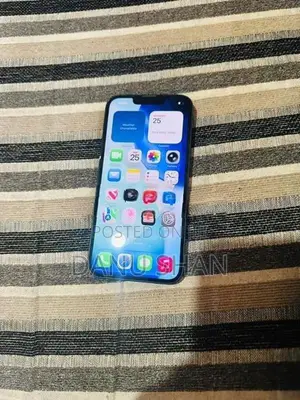 Apple iPhone 14 (Used)