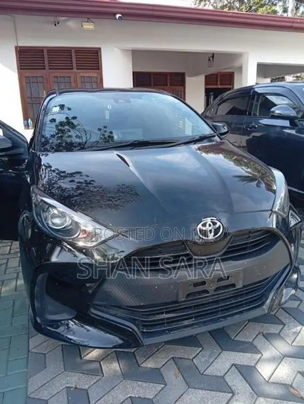 Toyota Yaris x limited 2024