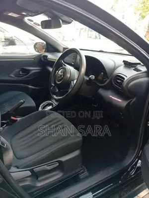 Toyota Yaris x limited 2024