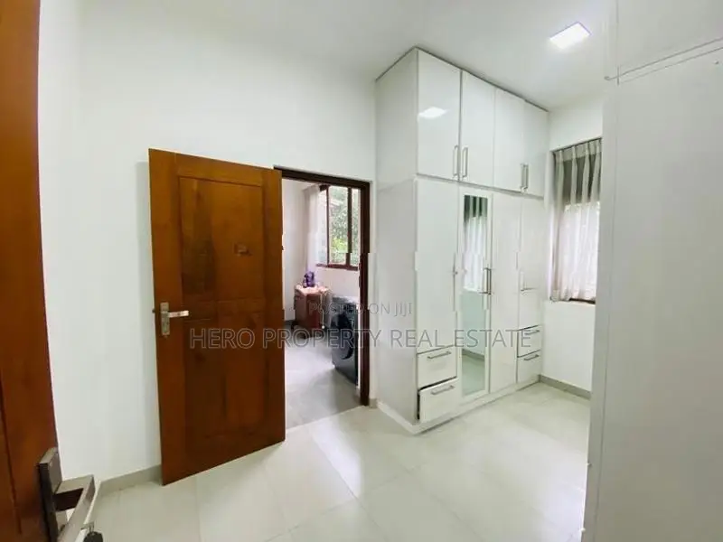 Luxurious Furnished 2 Story House for Rent in Homagama