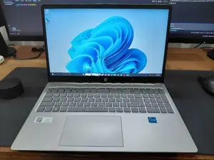 HP 15-Fd0333tu Laptop