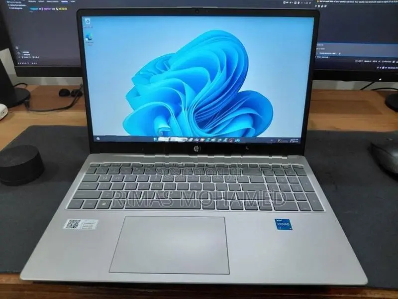 HP 15-Fd0333tu Laptop