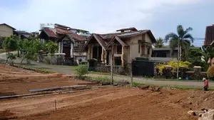 සුන්දර නේවාසික බිම්කොටස් හෝකන්දර
