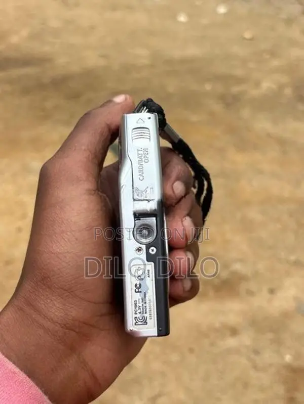 Compact Mega Pixel Camera