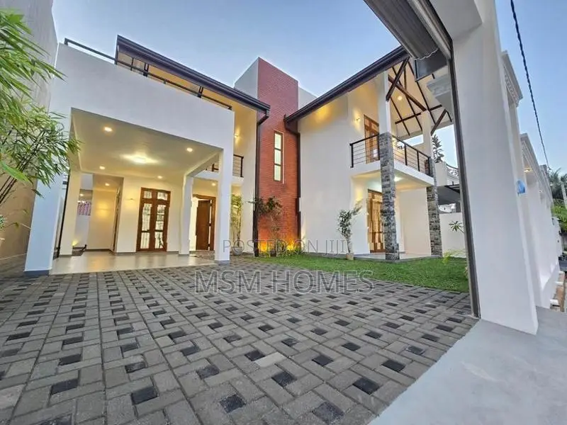 4 Bed Rooms 3 Bath Brand New Luxury Modern House For Sale Negombo