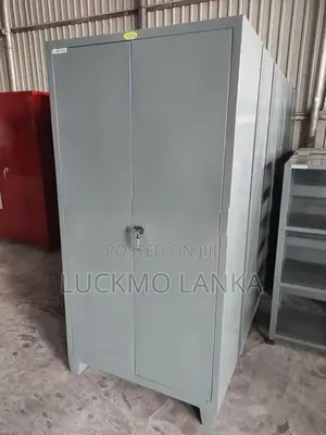 New 6x3 Size Steel Office Cupboard (Tt9)
