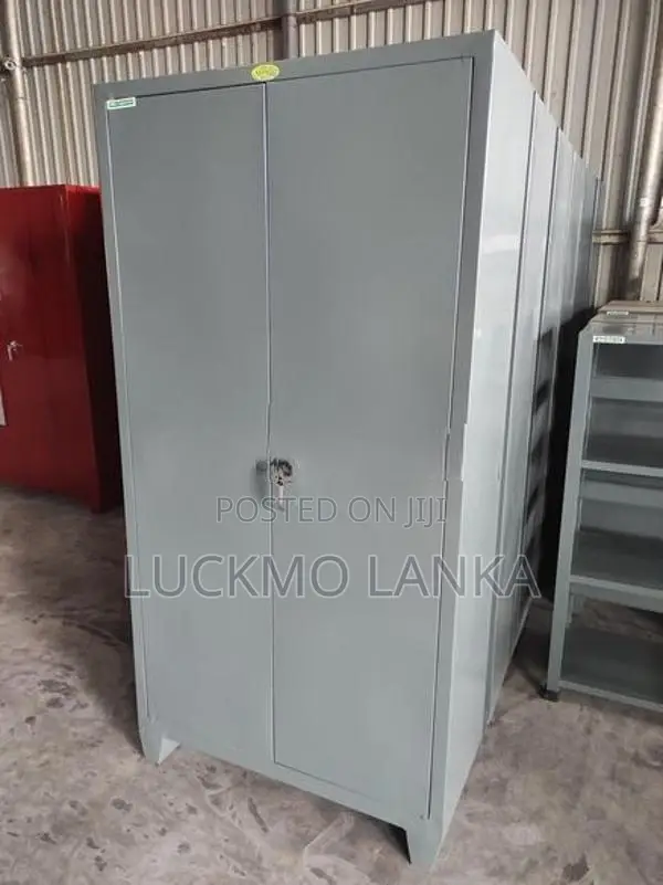 New 6x3 Size Steel Office Cupboard (Tt9)