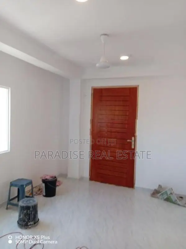 Brand New 2nd Floor House for Rent in Dehiwala Close to Galle Road