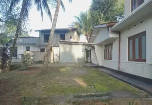 House with Land for Sale Madawala Bazzar