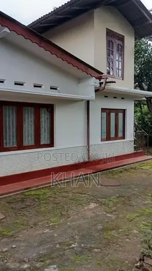 House with Land for Sale Madawala Bazzar