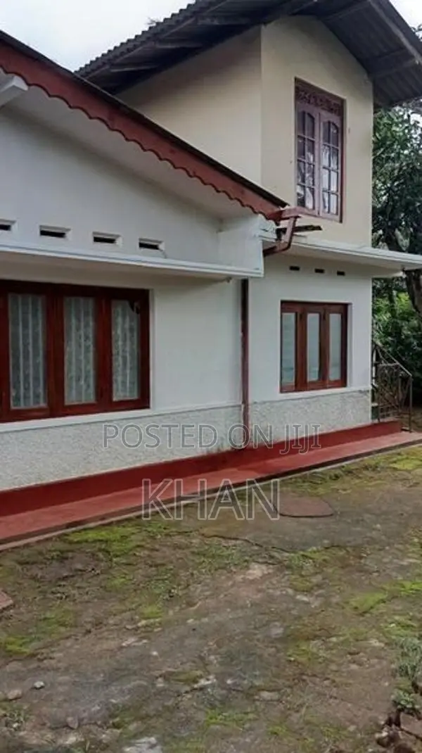 House with Land for Sale Madawala Bazzar