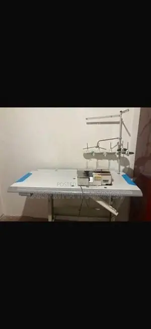 Siruba Overlock Machine