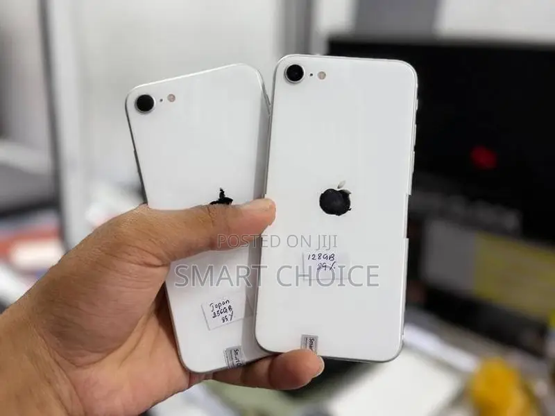 Apple iPhone SE 2 256GB (Used)