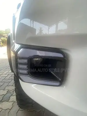 2020 Toyota Hilux Revo DRL Light