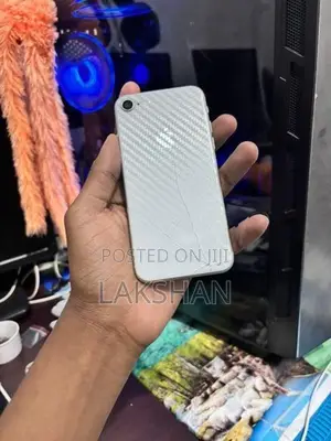 Apple iPhone 8 (Used)
